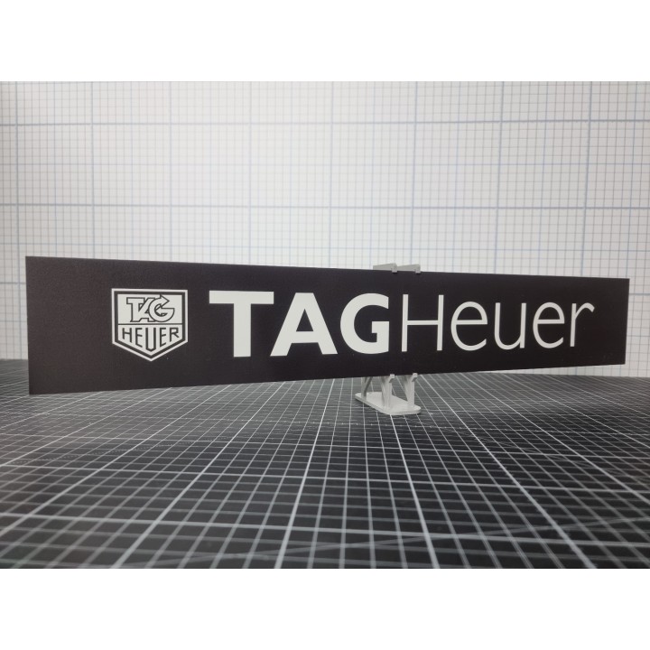 Werbetafel "TAG HEUER"