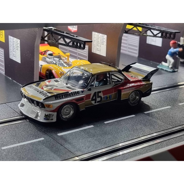 Box / 2 Slotcars / beige