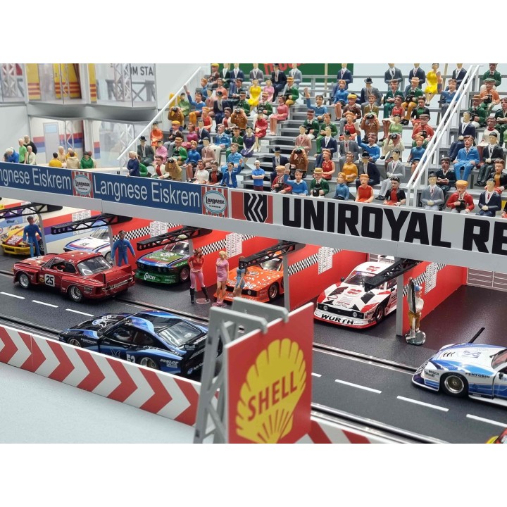 Box / 2 Slotcars / black