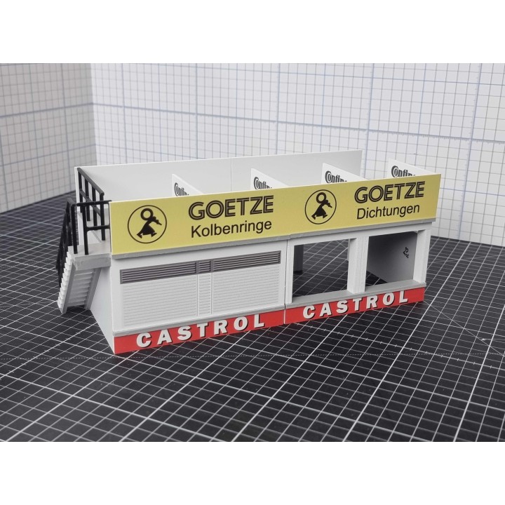 Boxengasse (linkes Modul)